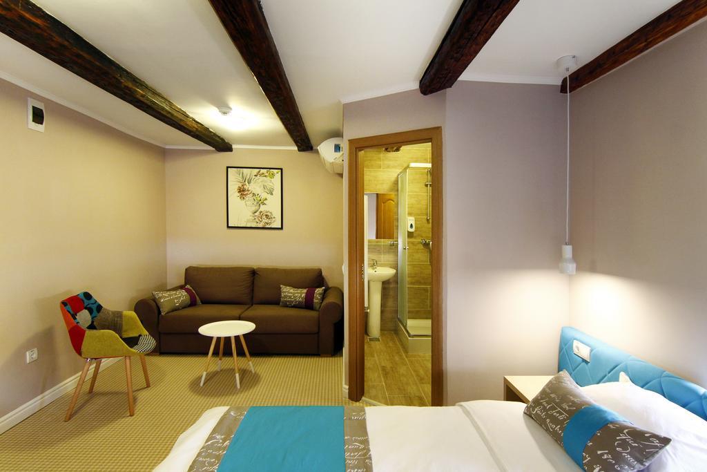 Hotel Chic Boutique Sibiu Habitación foto